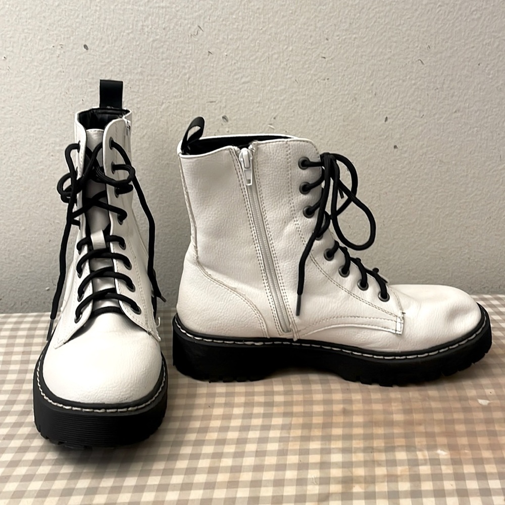 MIX NO. 6 WHITE COMBAT BOOTS